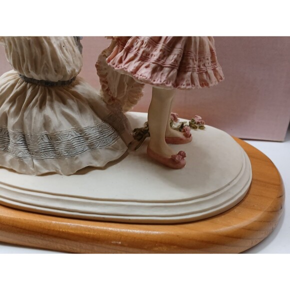 Retired Playing Bridesmaid H5500 Maud Humphrey Bogart Certificate In Box W/ COA - Picture 12 of 15